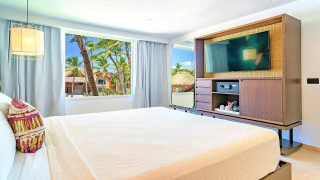 Tropical Princess Beach Resort & Spa