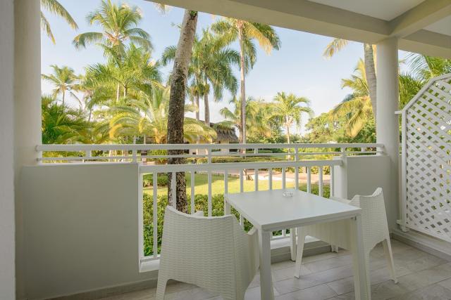 Grand Sirenis Cocotal Beach Resort