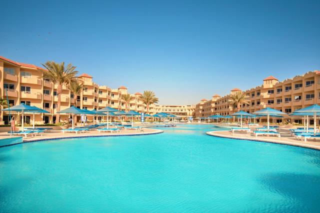 Amwaj Beach Club