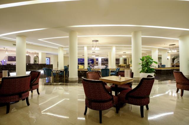 Amwaj Beach Club