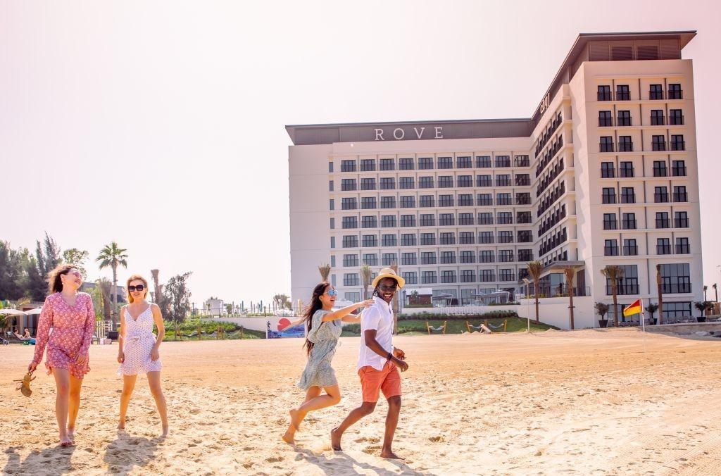 Rove La Mer Beach