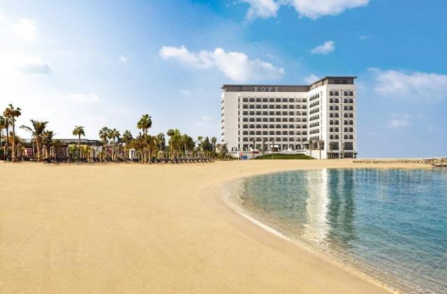 Rove La Mer Beach
