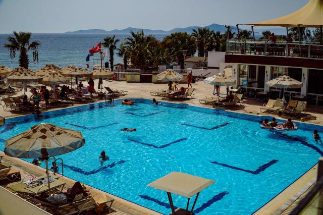 Armonia Holiday Village