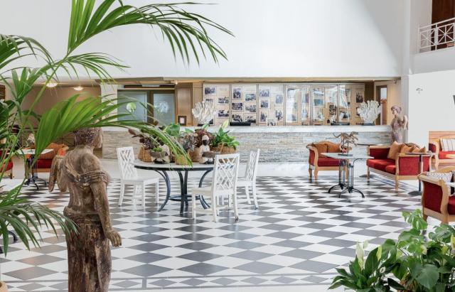Grecotel LuxMe Costa Botanica