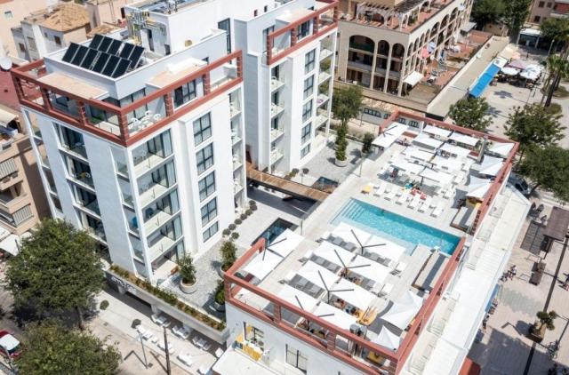 Kyrat Amarac Suites