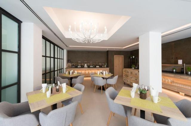 Kyrat Amarac Suites