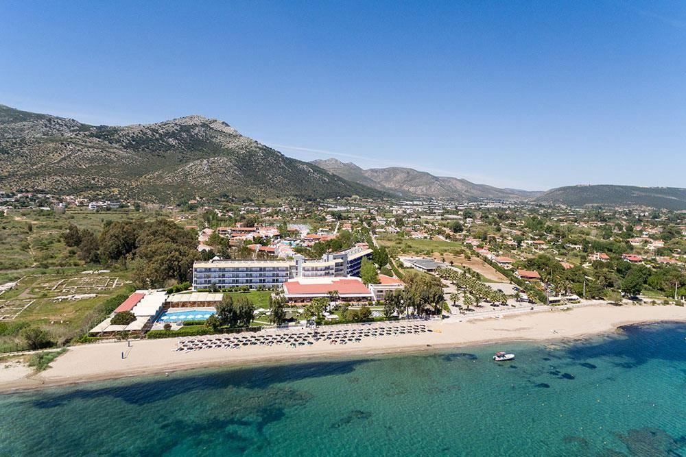 Golden Coast Hotel and Bungalows