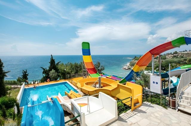 Sealight Resort