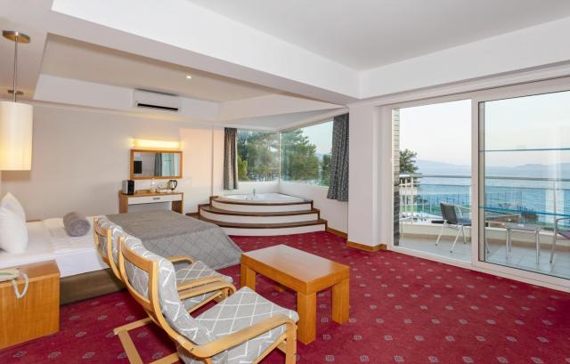 Sealight Resort