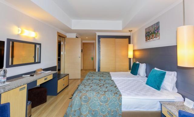 Sealight Resort
