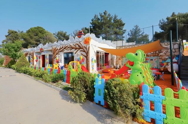 Sealight Resort