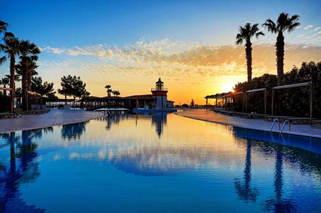 Sealight Resort