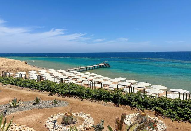 Sirena Beach Resort & Spa