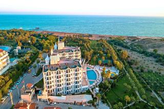 Royal Atlantis Beach