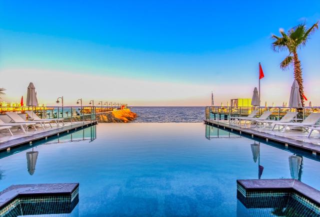 White City Resort
