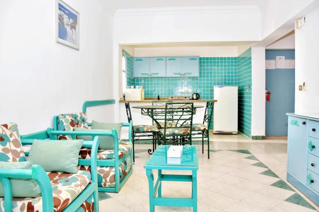 Dive Inn