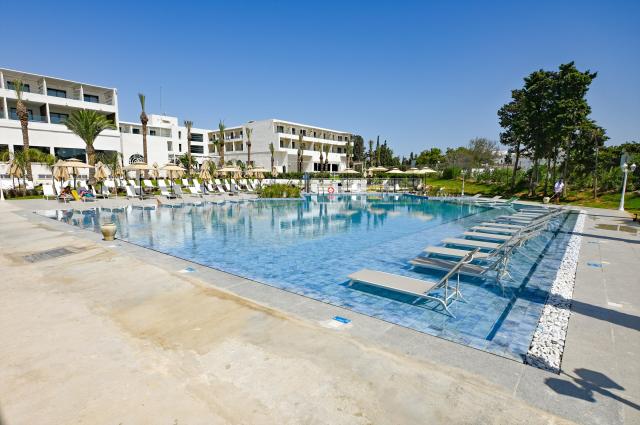 One Resort Premium
