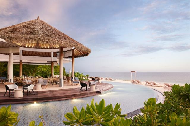Le Méridien Maldives Resort & Spa