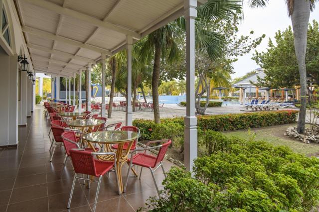 Aston Costa Verde Beach Resort