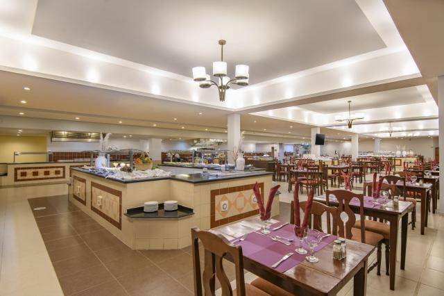 Aston Costa Verde Beach Resort