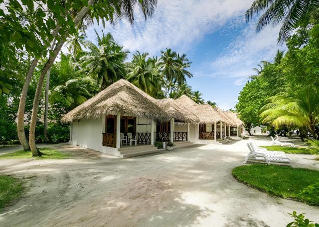 Fihalhohi Island Resort