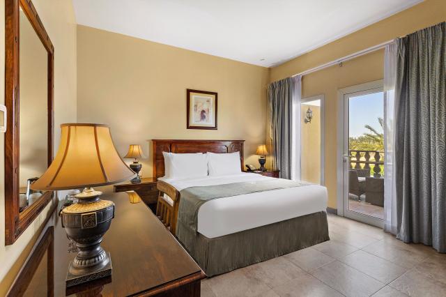 Al Hamra Village Golf & Beach Resort