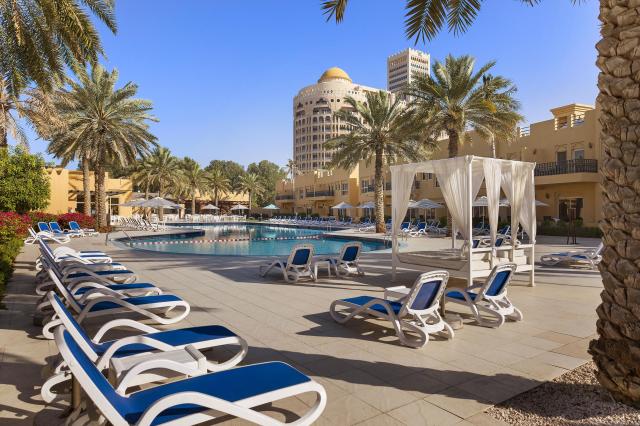 Al Hamra Village Golf & Beach Resort