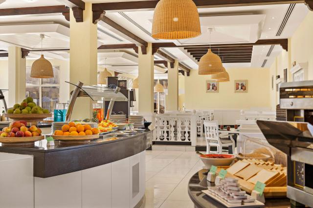 Al Hamra Village Golf & Beach Resort
