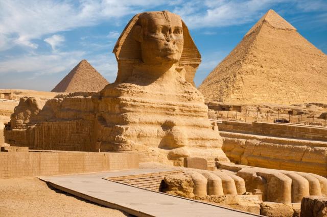 TUTANCHÁMON  – Velký okruh s prodloužením u moře  (Káhira, pyramidy,  plavba po Nilu komfortně za 15 dní)