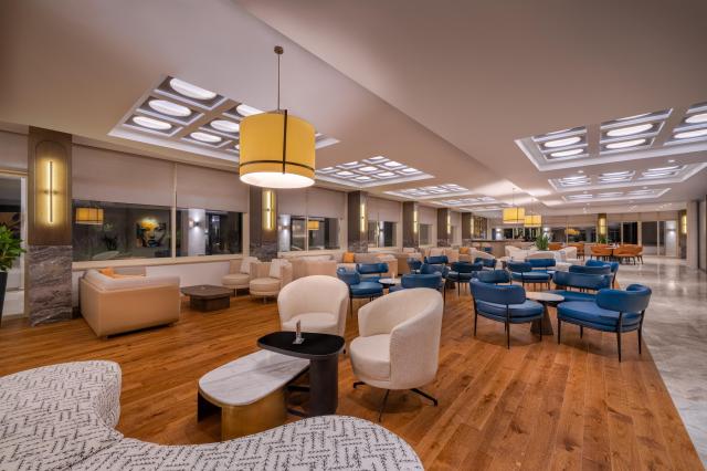 Trendy Palm Beach