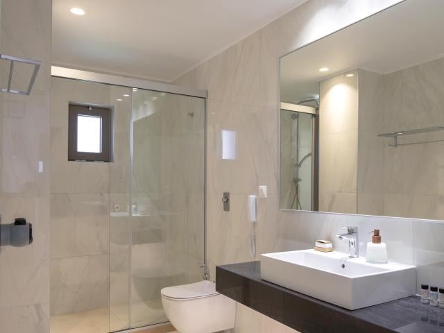 High Beach White The Villa Collection