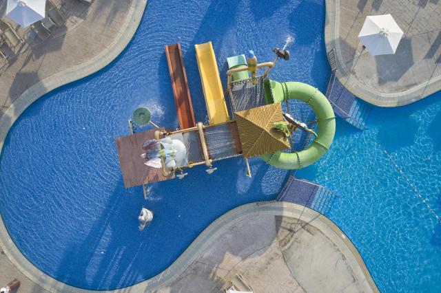 Atlantica Ocean Beach Resort
