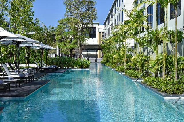 Four Points by Sheraton Patong Phuket Beach Resort