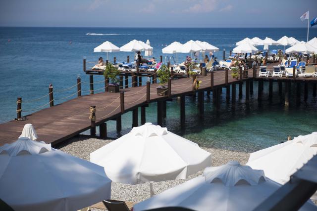 Akra Kemer