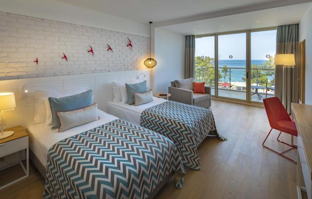 Akra Kemer
