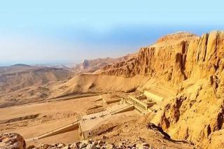 Hatšepsut 5 - lodí po Nilu s pobytem u moře - Hurghada