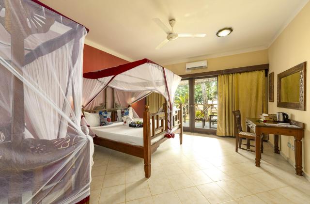 Jaz Adonia Beach Resort