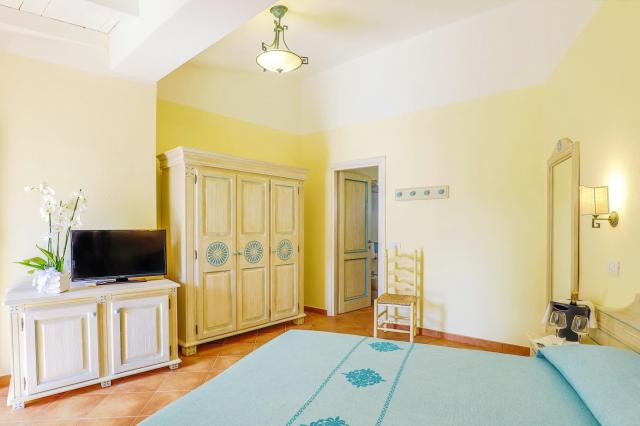 Nicolaus Club Li Cucutti