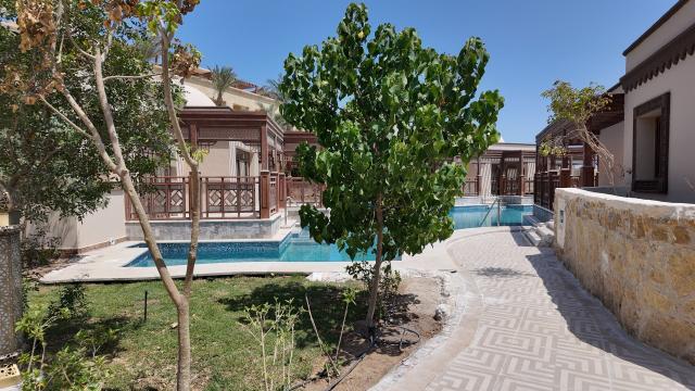 El Kasr Sahl Hasheesh