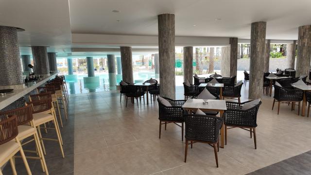 El Kasr Sahl Hasheesh