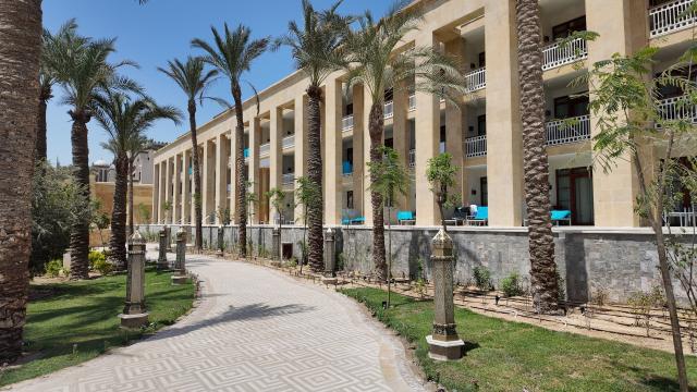 El Kasr Sahl Hasheesh