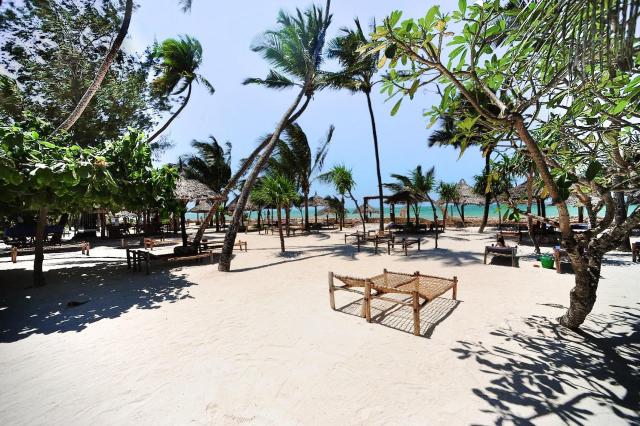 Jaz Amaluna Beach Resort