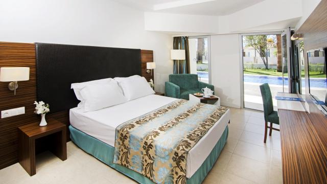 Palm Wings Beach Resort & Spa
