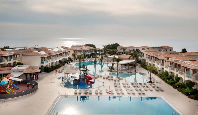 Mythos Beach