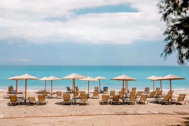 Mythos Beach