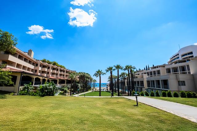 Melas Holiday Village