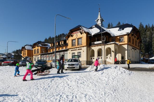 Hotel Bauer