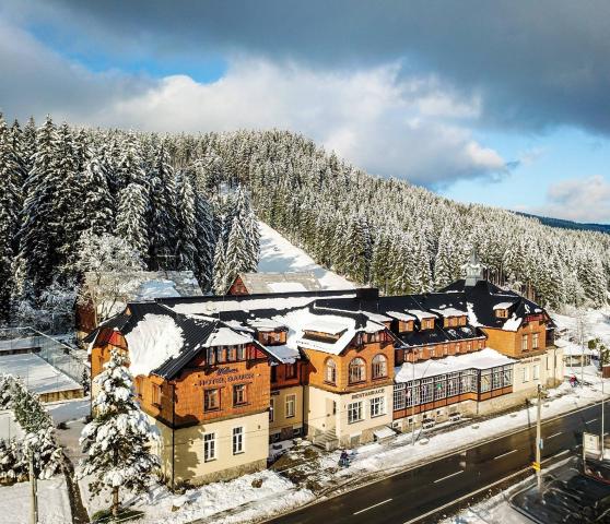 Hotel Bauer