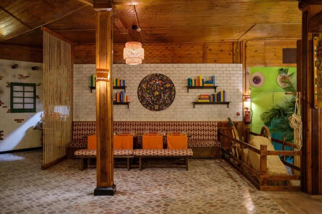Hotel Desert Rose Resort
