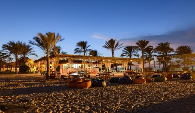 Hotel Desert Rose Resort